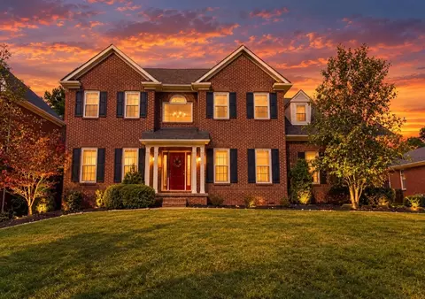 2284 Shannawood Dr, Lexington, KY 40513