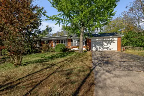 348 Senate Dr, Frankfort, KY 40601