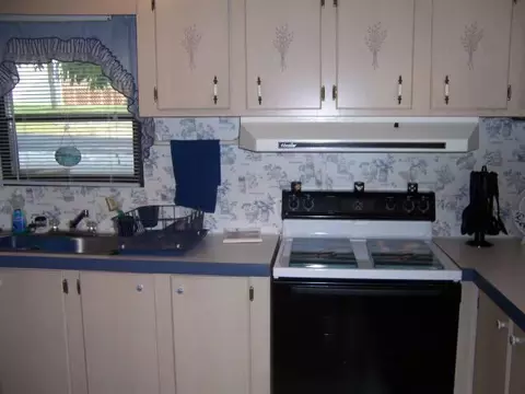 32 Spruce Dr, Burnside, KY 42519 photo 6