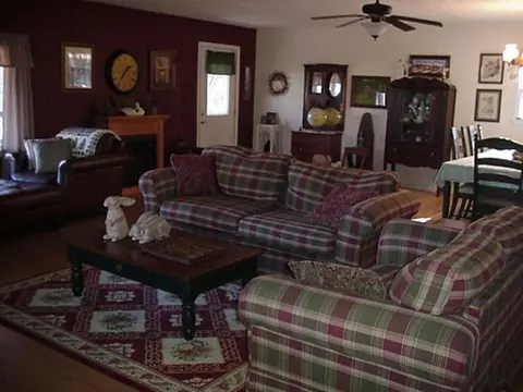 55 Shell Cave Rd, Burnside, KY 42519 photo 2