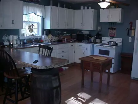 55 Shell Cave Rd, Burnside, KY 42519 photo 3
