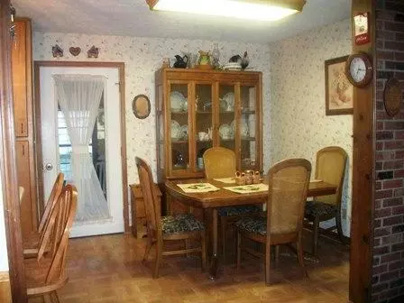 2425 Old Cuba Rd, Eubank, KY 42567 photo 2