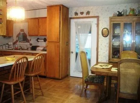 2425 Old Cuba Rd, Eubank, KY 42567 photo 3