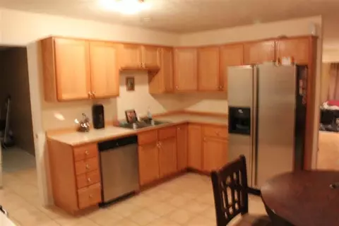 28 Harbor St, Nancy, KY 42544 photo 4