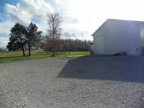 133 Sandidge Rd, Eubank, KY 42567 photo 8