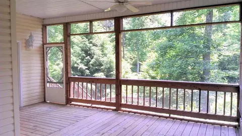 154 Clover Leaf Ln, Burnside, KY 42519 photo 12