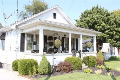 110 Ebright St, Science Hill, KY 42553 photo 2