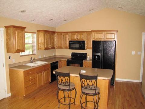 124 Meade Ln, Eubank, KY 42567 photo 3