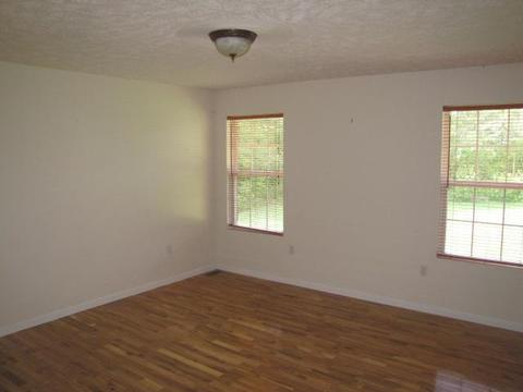 124 Meade Ln, Eubank, KY 42567 photo 16