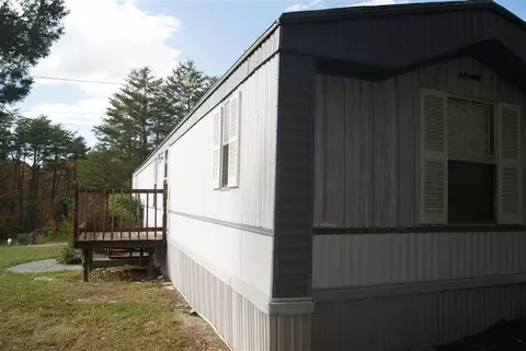 208 Danny Dr, Burnside, KY 42519 photo 4