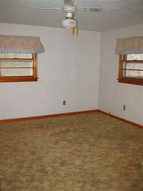 58 Danny Dr, Burnside, KY 42519 photo 8