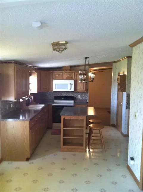 200 Flatwoods Rd, Nancy, KY 42544 photo 3