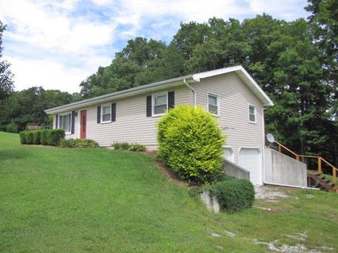 417 Renee St, Nancy, KY 42544 photo 2