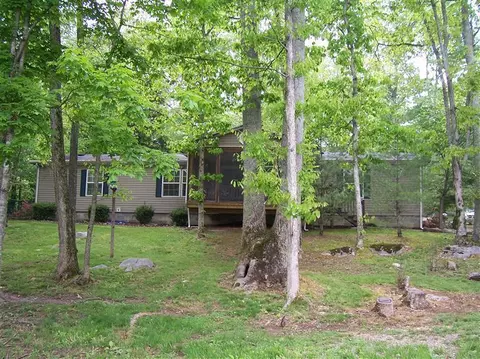 57 Maugham, Burnside, KY 42519 photo 5