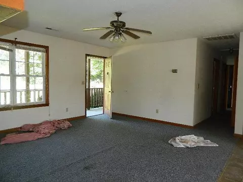 1056 Goochtown Loop, Eubank, KY 42567 photo 2