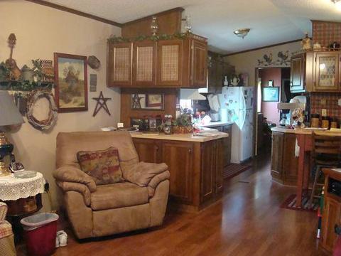 5377 Pointer Creek Rd, Nancy, KY 42544 photo 8
