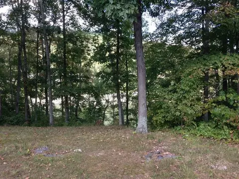 156 Thoreau Dr, Burnside, KY 42519 photo 3