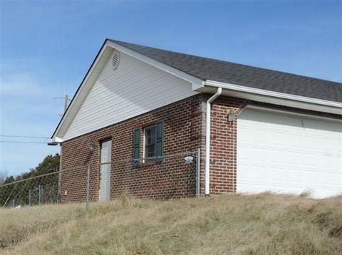 145 Paddock Ln, Bronston, KY 42518 photo 6