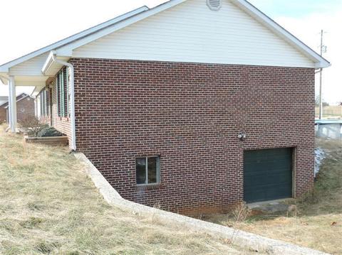 145 Paddock Ln, Bronston, KY 42518 photo 5