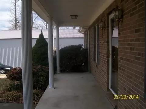 4521 Hickory Nut Rd, Nancy, KY 42544 photo 5
