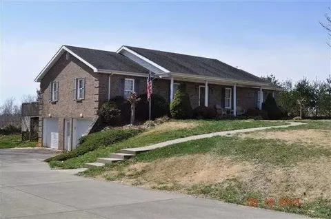 4521 Hickory Nut Rd, Nancy, KY 42544 photo 1