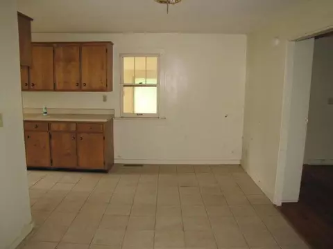 464 Waterloo Rd, Nancy, KY 42544 photo 10