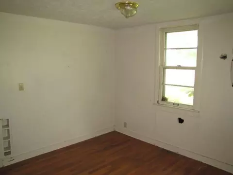 464 Waterloo Rd, Nancy, KY 42544 photo 8