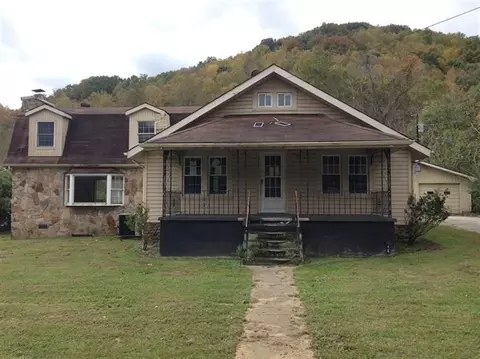 555 Beans Fork Rd, Middlesboro, KY 40965 photo 1