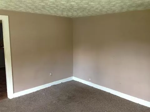 555 Beans Fork Rd, Middlesboro, KY 40965 photo 7