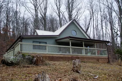 155 Eagle Dr, Burnside, KY 42519 photo 1