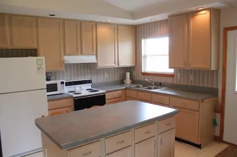 268 Lakescene Dr, Nancy, KY 42544 photo 7