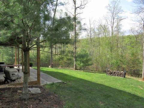 247 Clover Leaf Cir, Burnside, KY 42519 photo 4