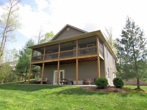 247 Clover Leaf Cir, Burnside, KY 42519 photo 6