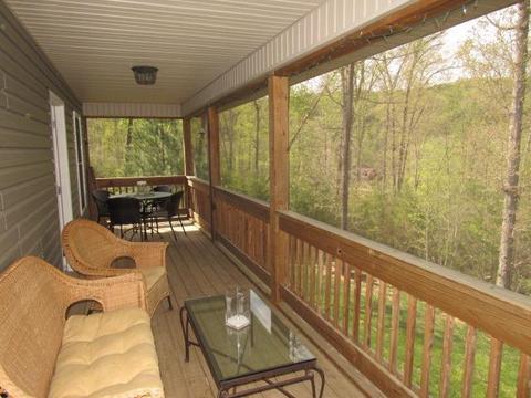 247 Clover Leaf Cir, Burnside, KY 42519 photo 8