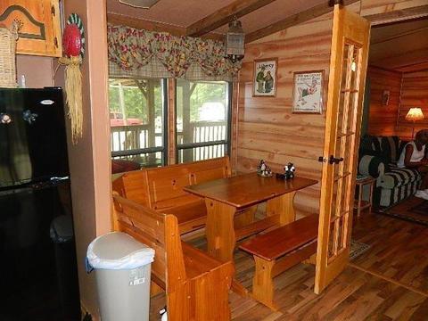 343 Walker Dr, Burnside, KY 42519 photo 8
