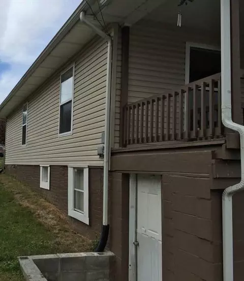 707 Lee St, Corbin, KY 40701 photo 3