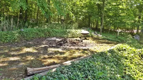 141 Spring Dr, Burnside, KY 42519 photo 8