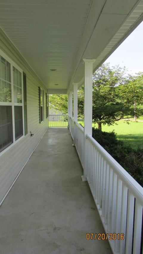 1102 Estill Hackney Rd, Eubank, KY 42567 photo 2