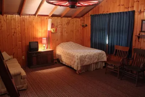 274 Echo Point Rd, Bronston, KY 42518 photo 9