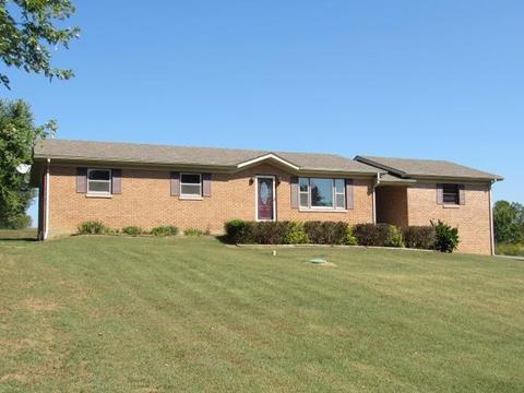 40 Meadow Dr, Nancy, KY 42544 photo 2