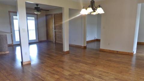 1424 Old Cuba Rd, Eubank, KY 42567 photo 2