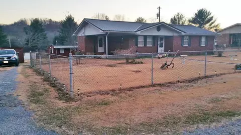 137 Gardenia, Ewing, VA 24248 photo 1