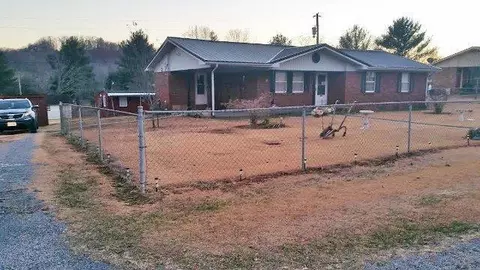 137 Gardenia, Ewing, VA 24248 photo 29