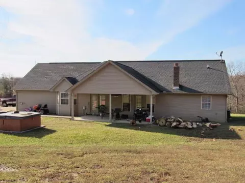 68 Grandview Ln, Strunk, KY 42649 photo 4