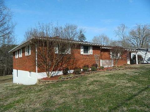 256 E French Ave, Burnside, KY 42519 photo 2