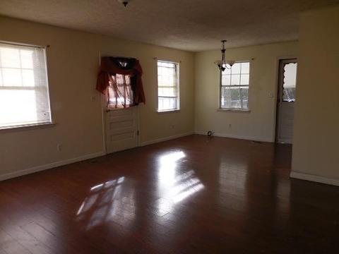 633 Parkey Rd, Ewing, VA photo 7
