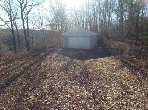 1071 Pine Tree Rd, Nancy, KY 42544 photo 3