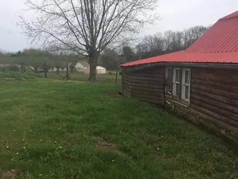 4070 Hwy 196, Nancy, KY 42544 photo 2