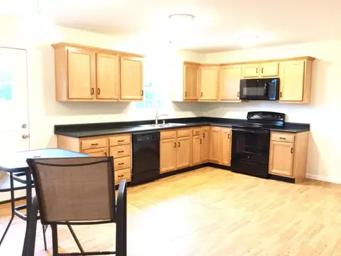 84 Harbor St, Nancy, KY 42544 photo 4