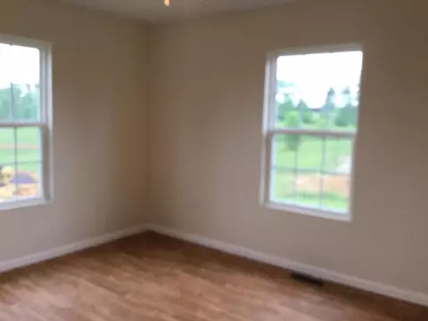 84 Harbor St, Nancy, KY 42544 photo 7